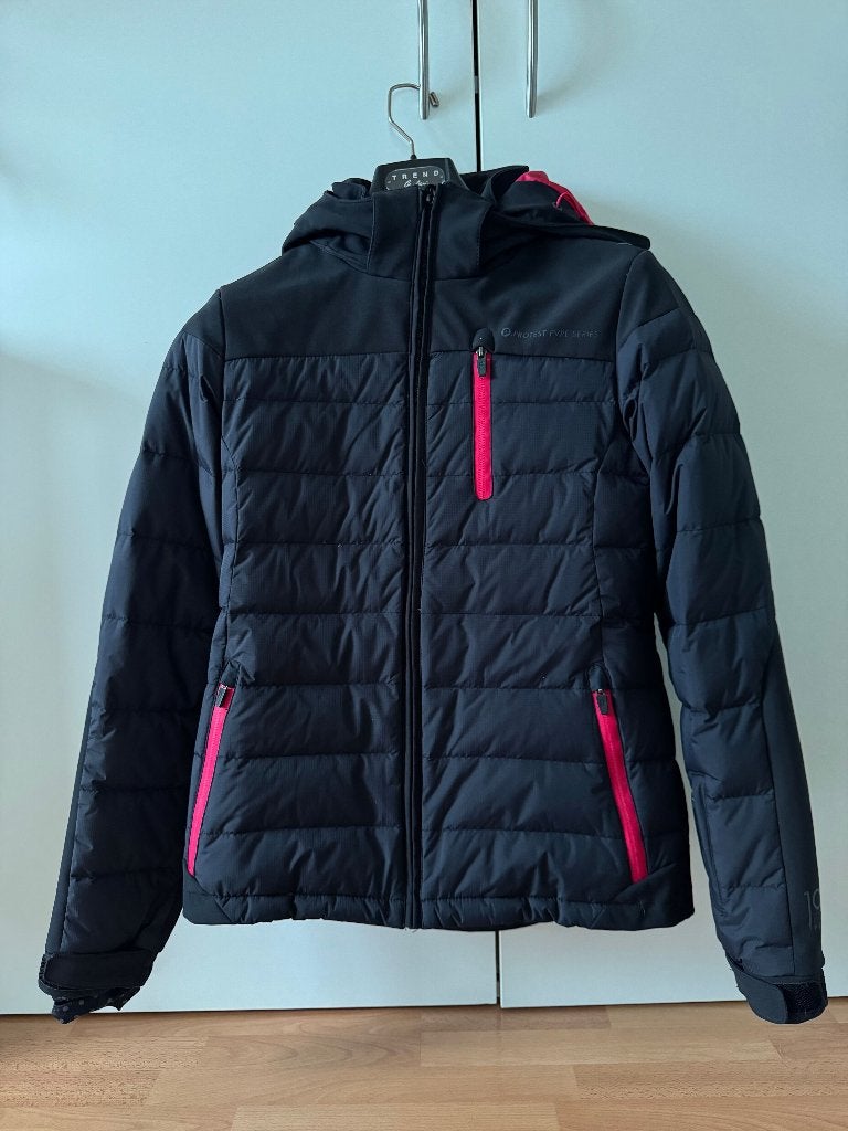 Protest ski snowboard jas dames zwart | Maat S, 10 K, Kleding | Dames, Jassen | Winter, Zwart, Ophalen of Verzenden, Zo goed als nieuw