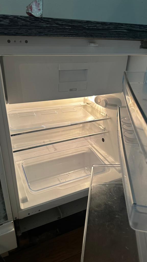 Bosch inbouw koelkast ijskasten Built-in fridge refrigerator, Minder dan 85 cm, 100 tot 150 liter, Ophalen of Verzenden, Zo goed als nieuw