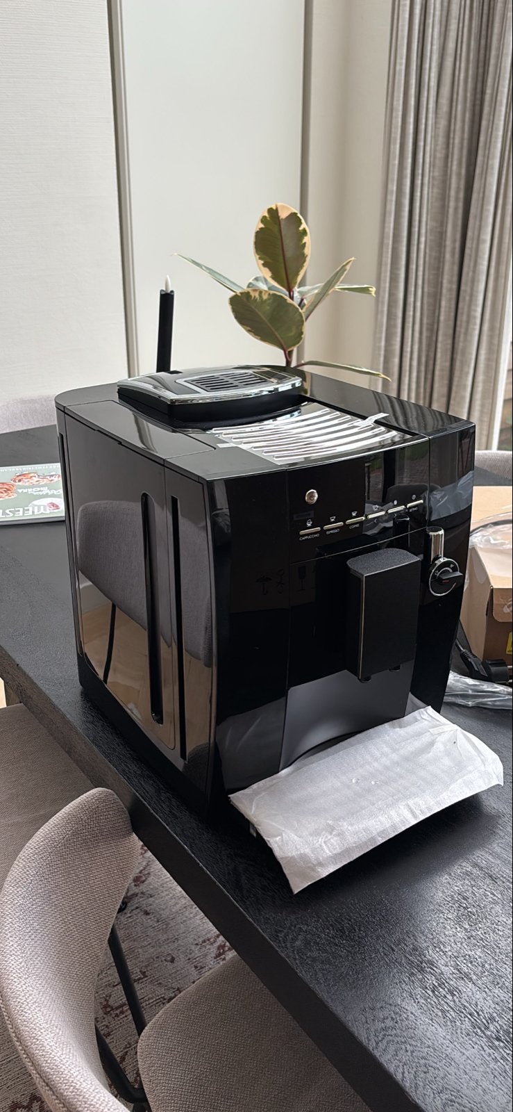 Nieuwe volautomatische koffiemachine (bonen) - Baristi 25, Witgoed en Apparatuur, Koffiezetapparaten, Ophalen, Nieuw, Koffiemachine