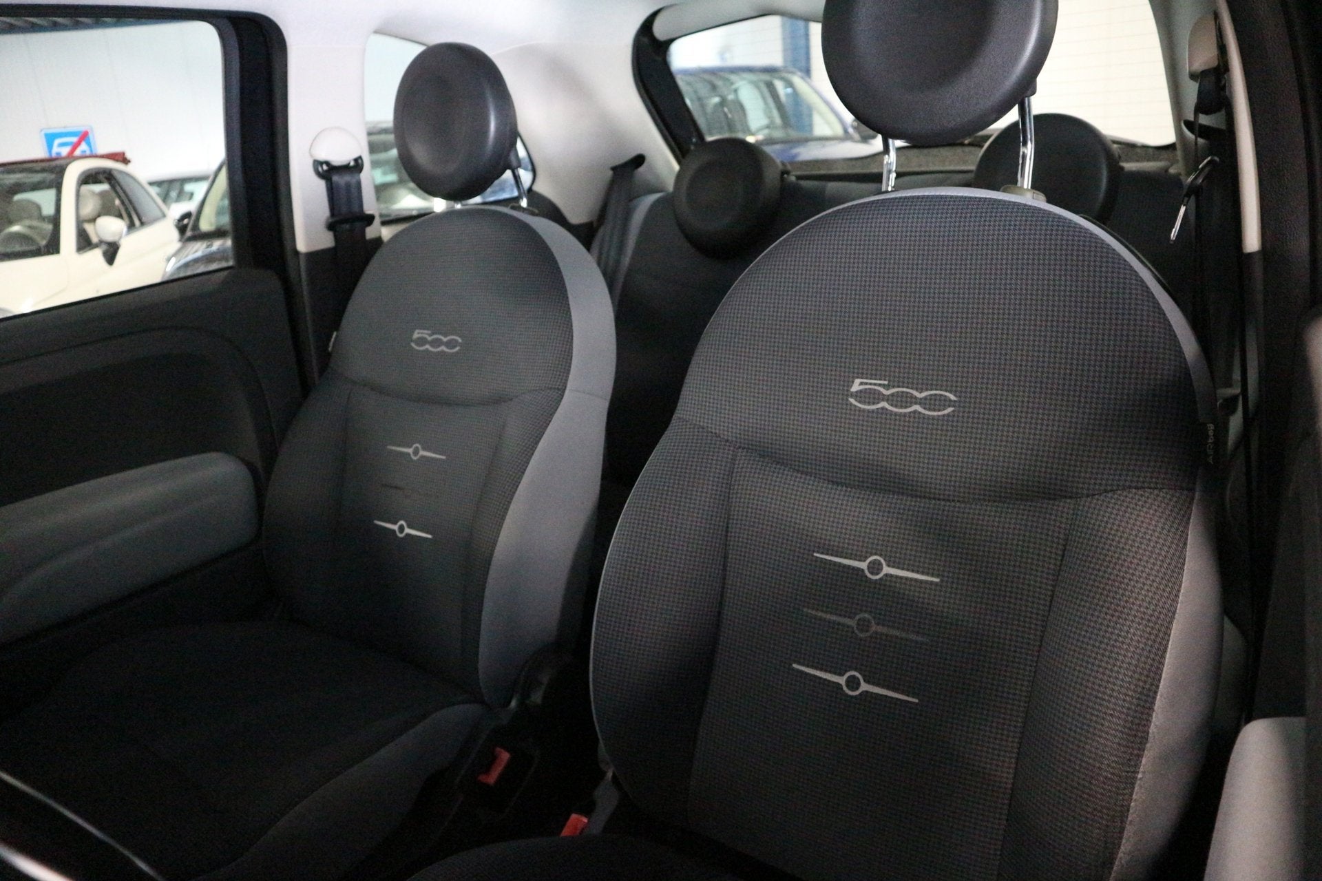Fiat 500 1.0 TwinAir Pop / NAVI / NAP / AIRCO / NW APK / TOP, Voorwielaandrijving, Gebruikt, Euro 6, 840 kg