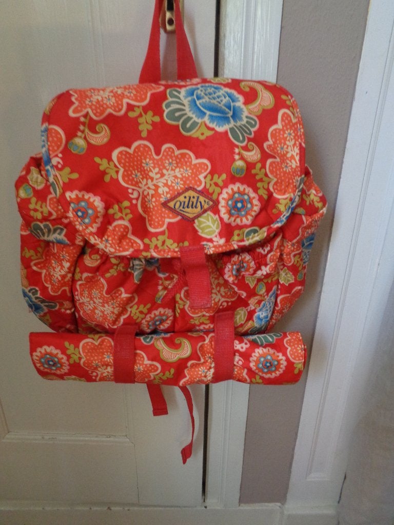 OILILY rugtas + matje, Overige merken, 40 cm of meer, Ophalen of Verzenden, Zo goed als nieuw