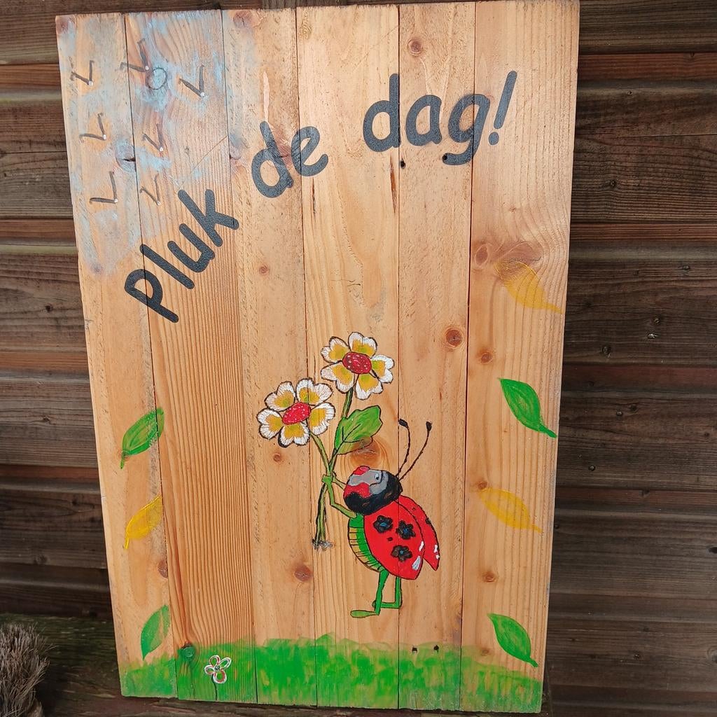 Houten bord, Ophalen
