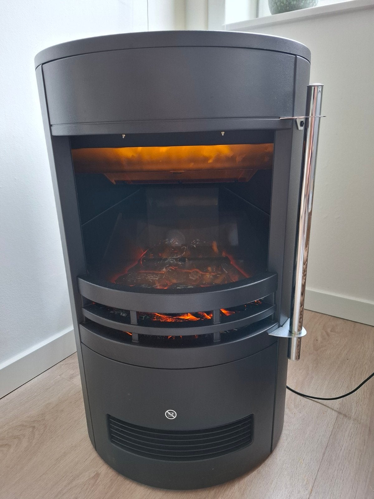 Klarstein Elektrische Haard - Sfeervol en Compact, Huis en Inrichting, Ophalen, Gebruikt, Vrijstaande haard, Elektrische haard