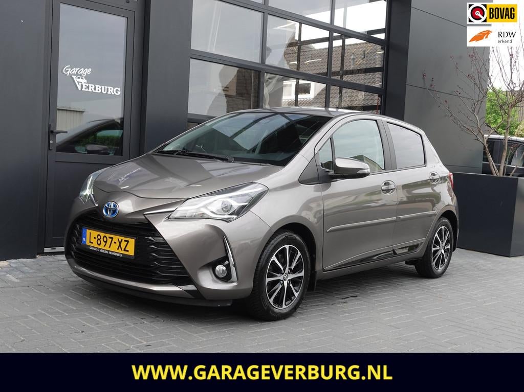 Toyota Yaris 1.5 Hybrid Dynamic (Navi/Carplay,Camera,Cruise,, 4 cilinders, Bedrijf, Hybride Elektrisch/Benzine, Yaris
