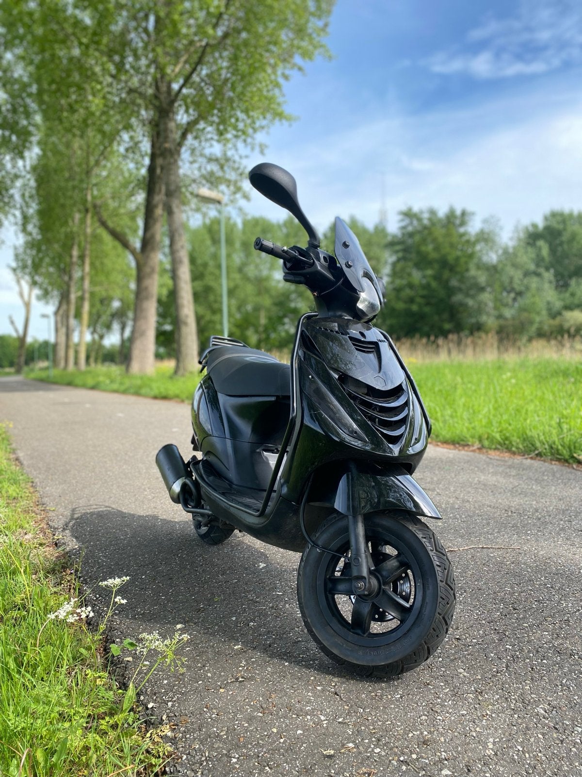 Piaggio Zip full option black on black, Fietsen en Brommers, Scooters | Piaggio, Ophalen of Verzenden, Gebruikt, Benzine, Zip