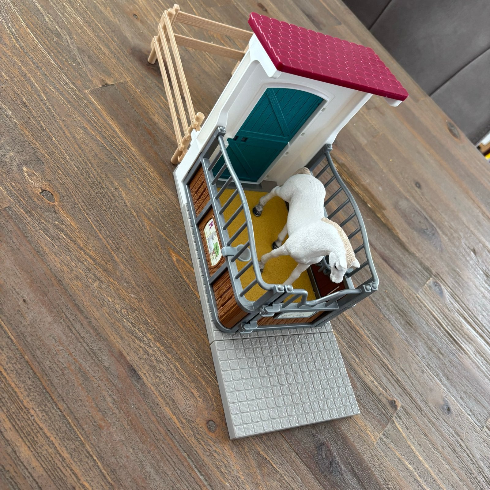 Schleich 42569 Paardenbox met Arabische Volbloed, Ophalen of Verzenden, Zo goed als nieuw