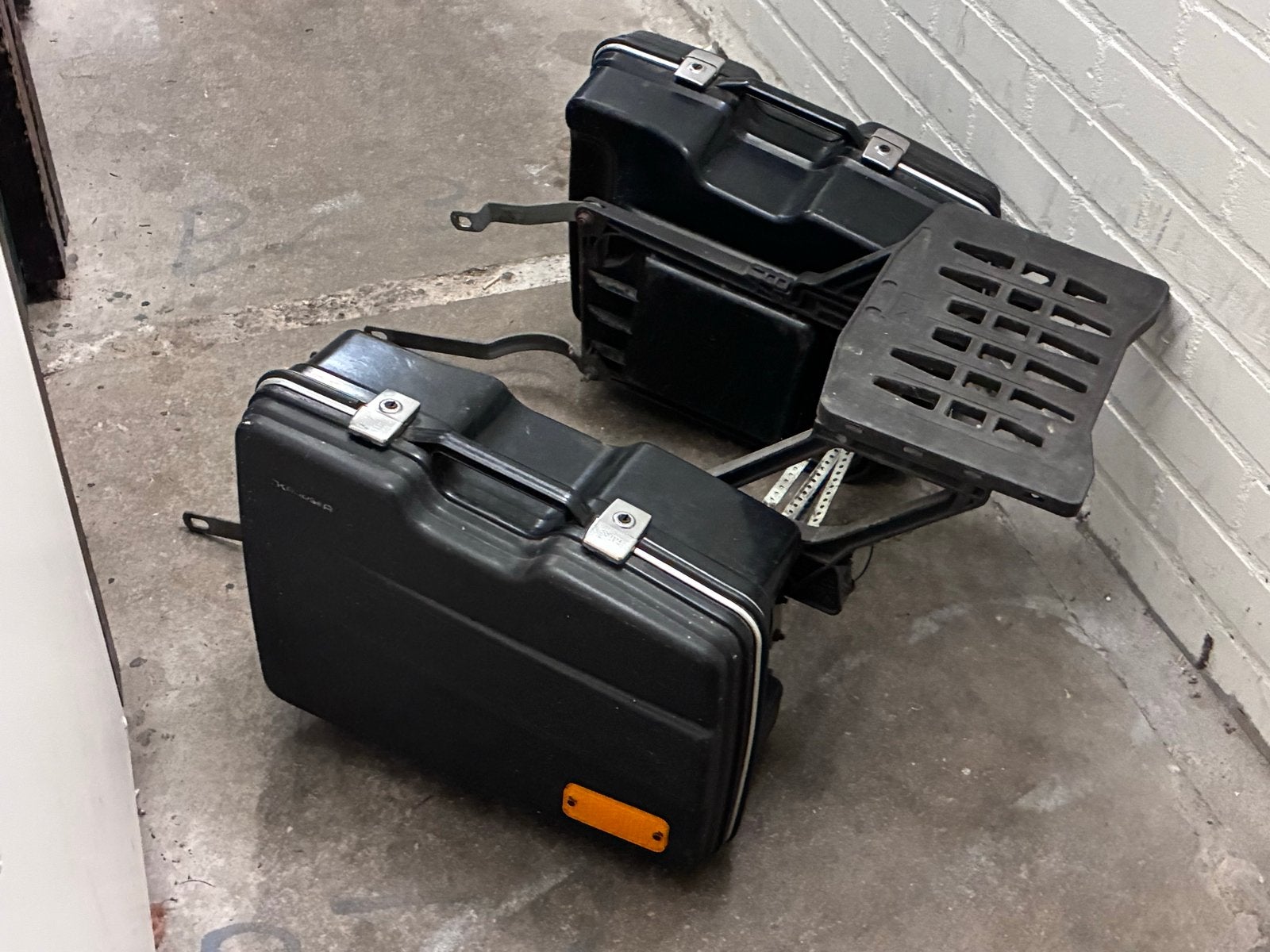 Krauser Motorfiets Zijkoffers met Bevestigingsframe, Motoren, Ophalen, Gebruikt