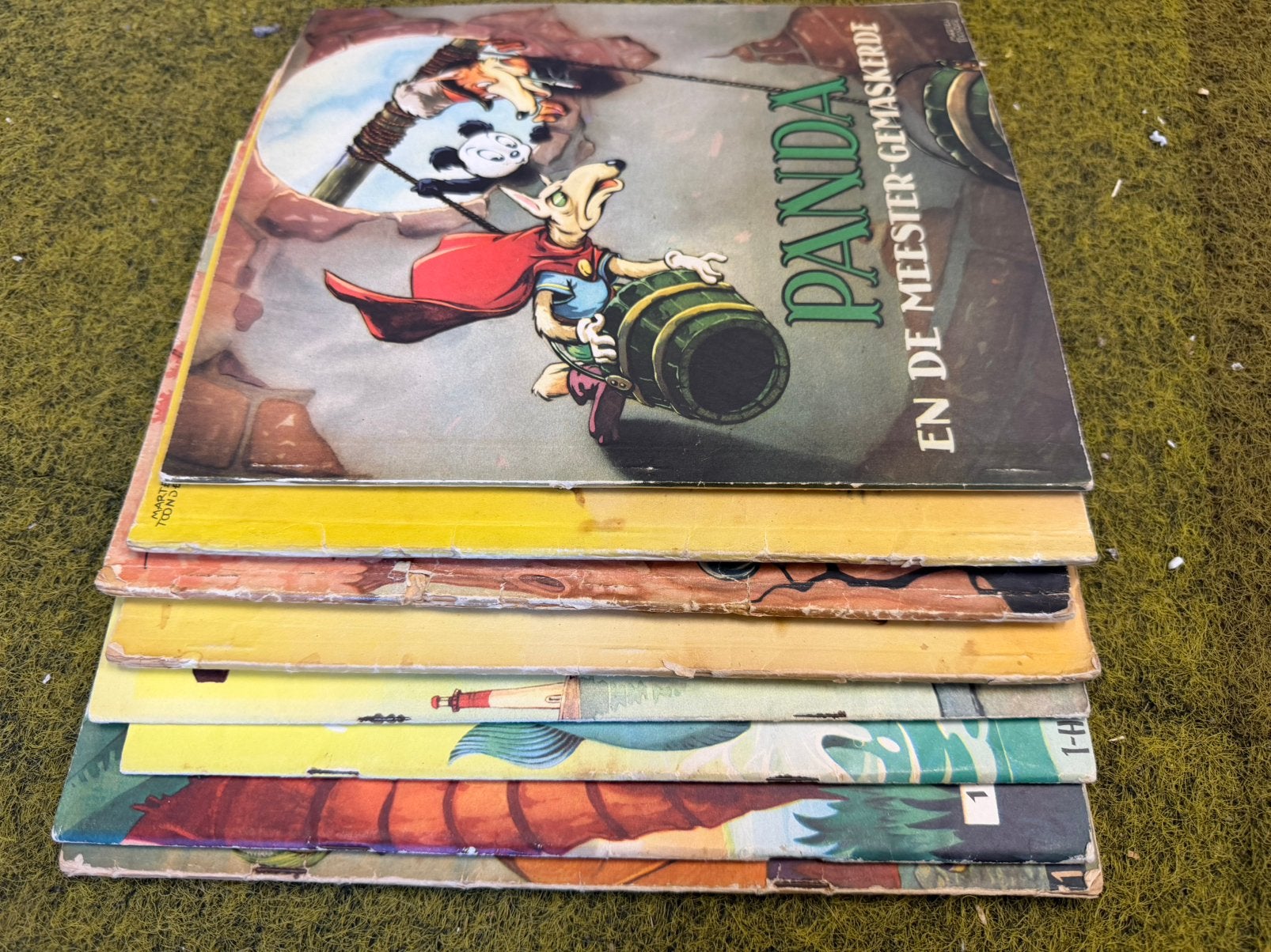 Lotje oude Marten Toonders Strips 1e druk 1952/1960, Meerdere stripboeken, Ophalen of Verzenden, Gelezen
