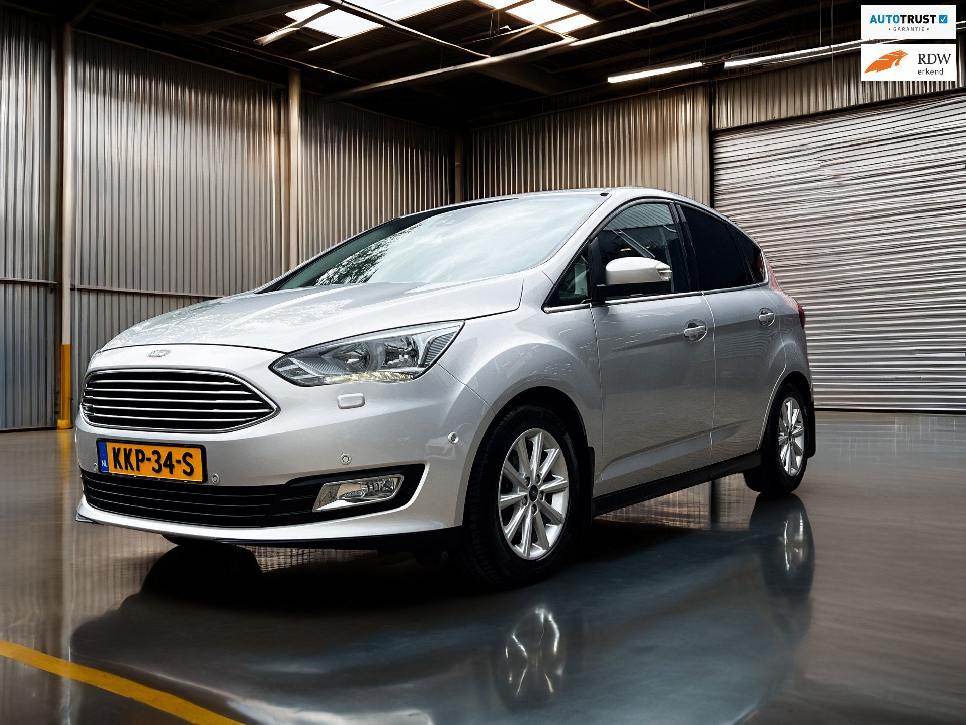 Ford C-MAX 1.5 Titanium carplay_PDC_Cruise_Automaat_Trekhaak, Auto's, Dealer onderhouden, Euro 6, 4 cilinders, 150 pk