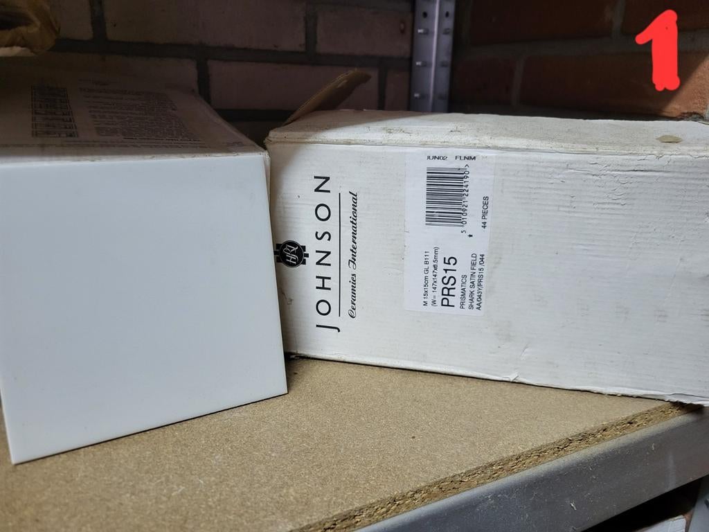 GRATIS partij tegels: wit, grijs, mozaïek, diverse maten, Ophalen, 60 cm of meer, Gebruikt, 10 m² of meer