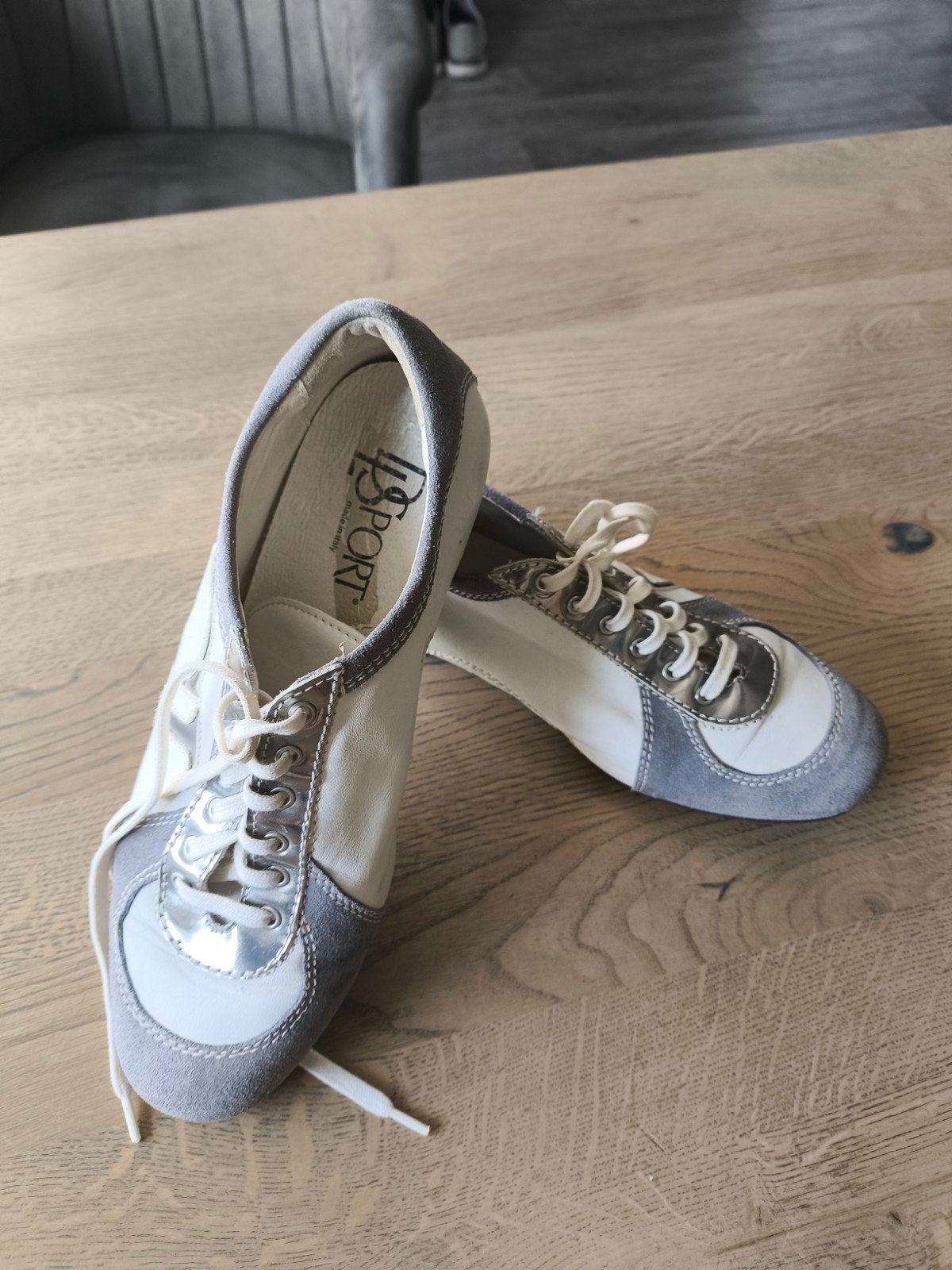 AGL D.S.PORT Sneakers - Wit/Grijs - Maat 38, Wit, Ophalen of Verzenden, AGL D.S.PORT, Sneakers of Gympen