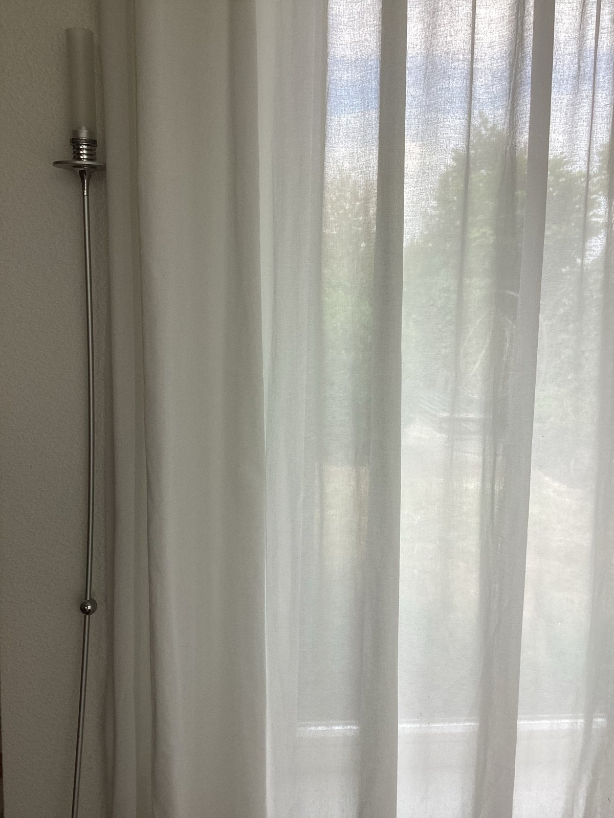 Moderne ondex vloerlamp met B15d fitting - Chroom/Glas, Gebruikt, Overige fittingen, Ophalen of Verzenden, Glas