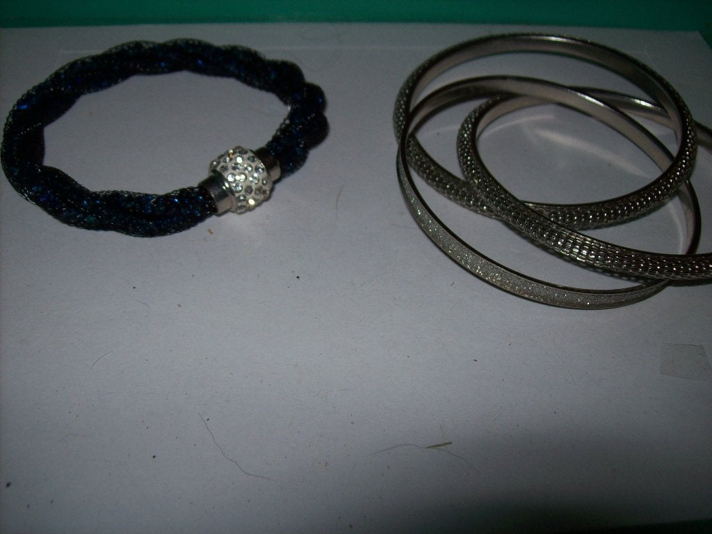 Armbanden Zwart Magneet Strass en Zilvertint Metaal modellen, Staal, Met bedels of kralen, Zwart, Nieuw