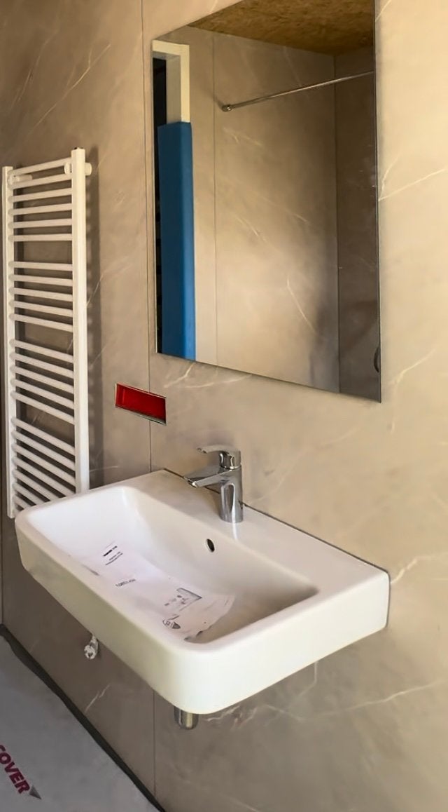 NIEUW Villeroy & Boch wastafel O novo wit, Ophalen, Nieuw, Wastafel