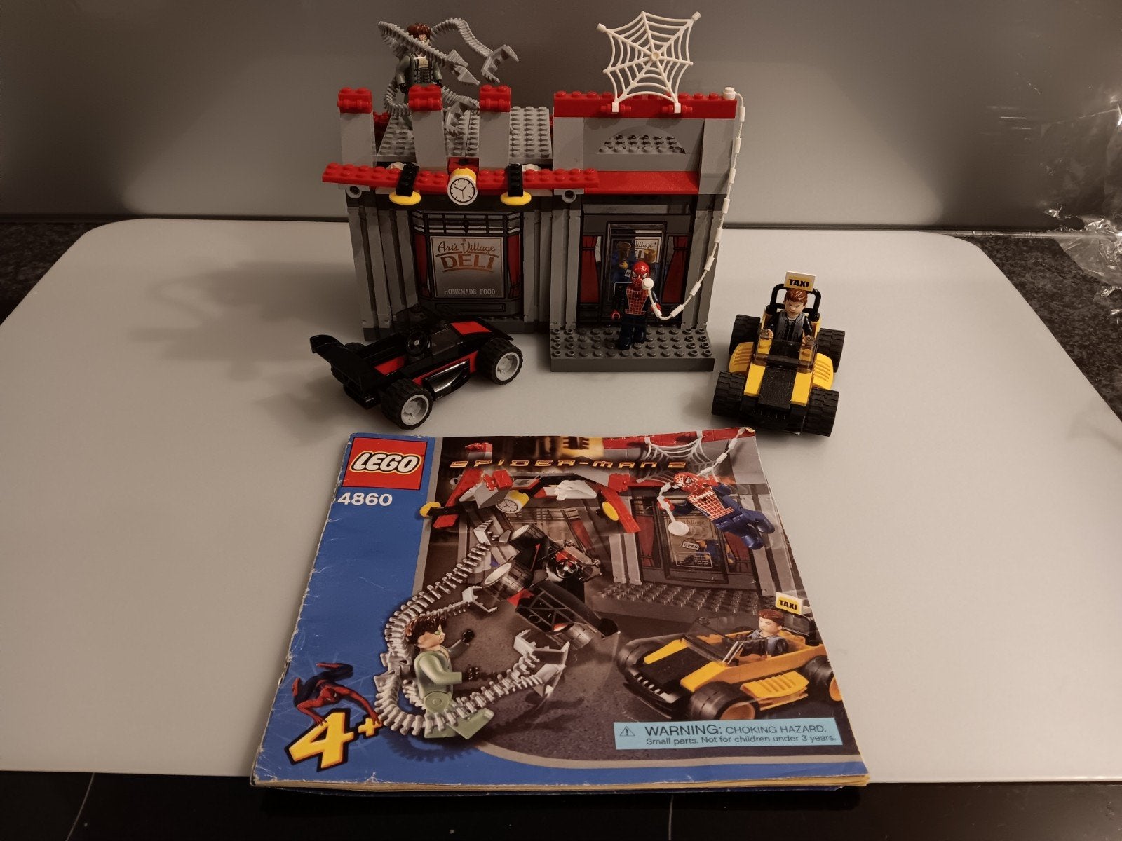 Lego Spider-Man 4860: Doc Ock's Hideout met figuren, Ophalen of Verzenden, Gebruikt, Overige merken