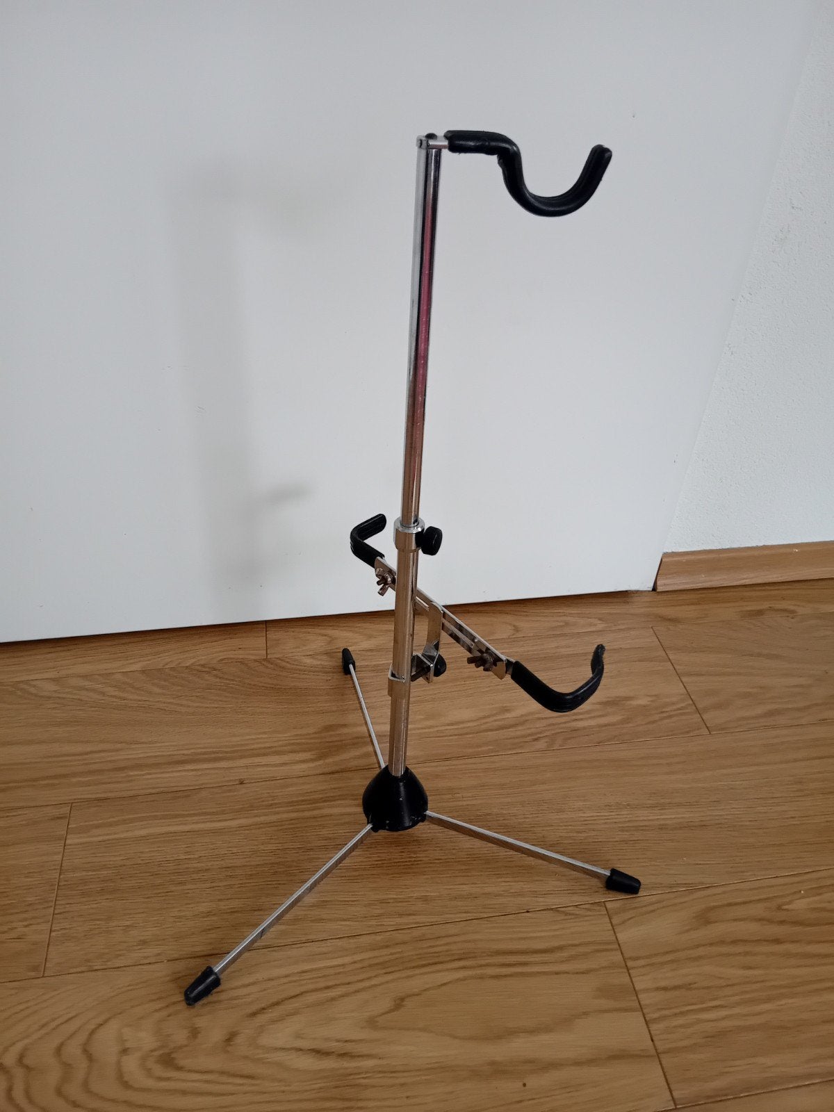 standaard voor bariton / tenorhoorn  / althoorn, Ophalen of Verzenden, Gebruikt, Instrumentstandaard, Hoorn
