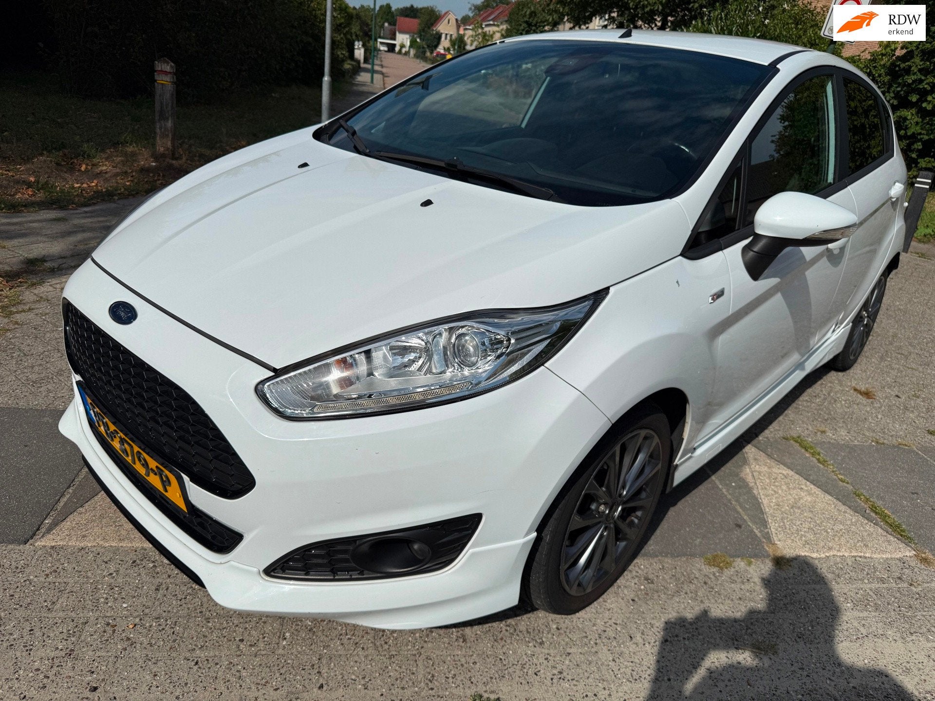 Ford Fiesta 1.0 EcoBoost ST Line Uniek Exemplaar Check, Auto's, Voorwielaandrijving, Dealer onderhouden, Euro 6, Automatische klimaatregeling