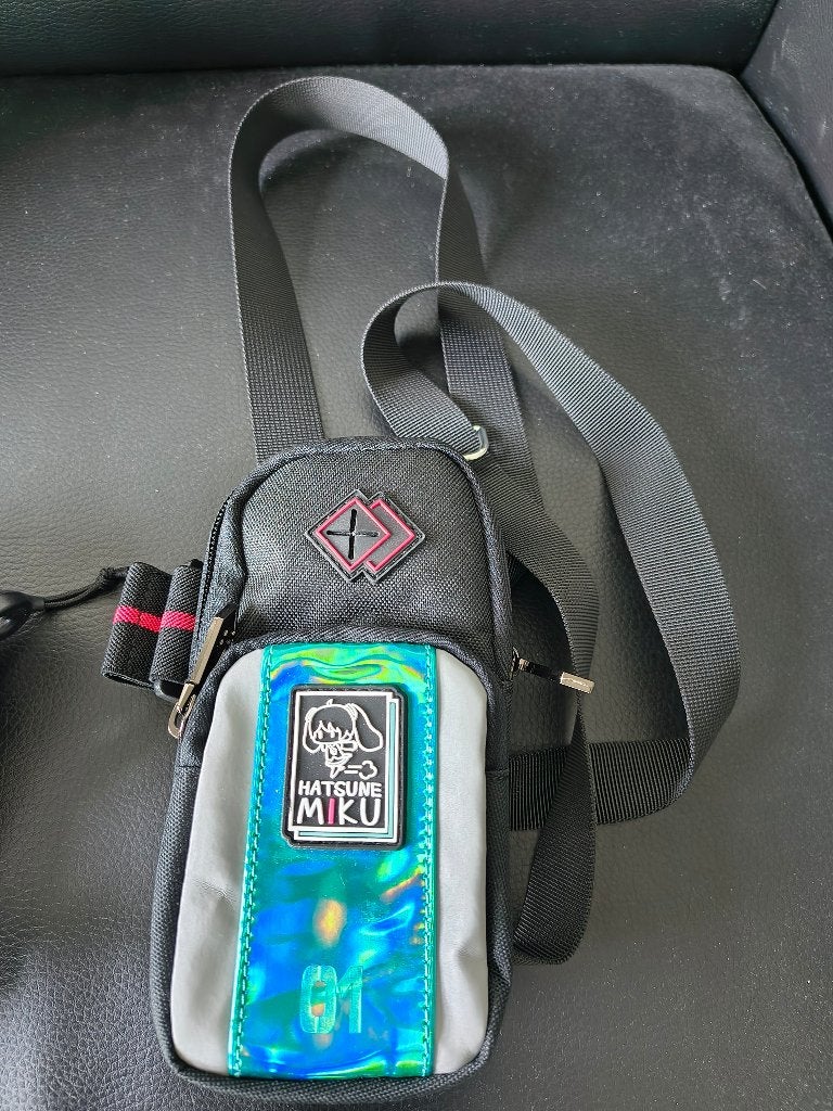 nektas hatsune miku tasje nek tas heuptas hardlopen klein, Ophalen of Verzenden, Zo goed als nieuw, Zwart