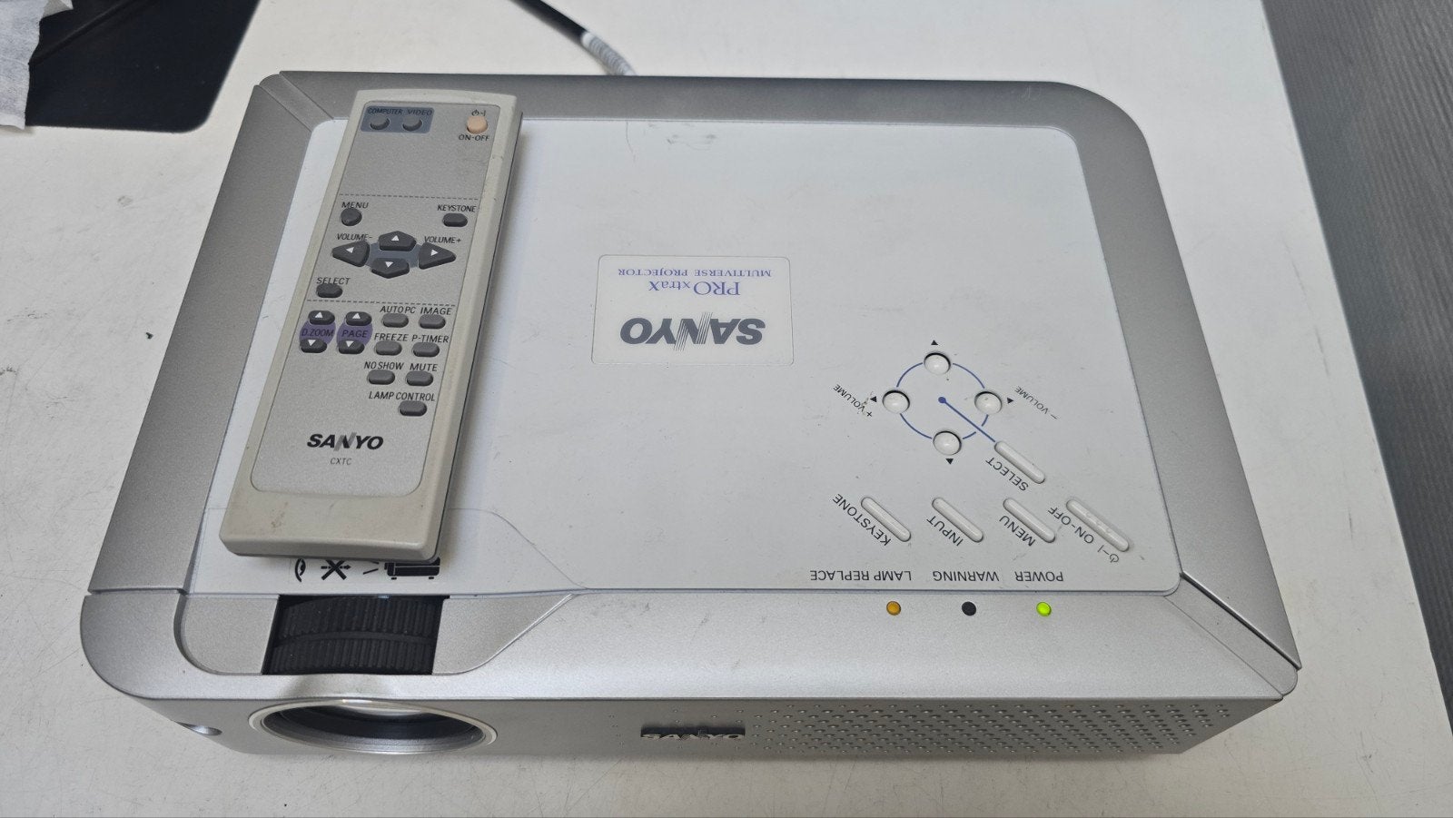 Sanyo Pro xtraX projector beamer, Ophalen of Verzenden, Zo goed als nieuw