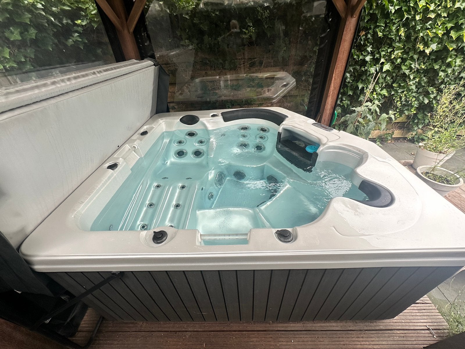 Massagebad Silverspas 4XL - € 11.000 of bod naar waarde, Ophalen, Zo goed als nieuw