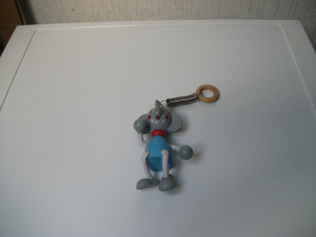 Olifant met springveer, Ophalen of Verzenden, Gebruikt