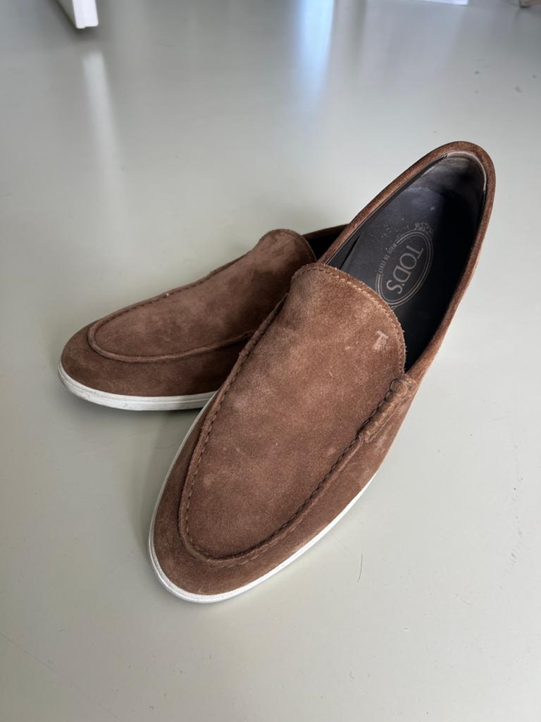 Tod's loafers maat 9 (43), goed onderhouden, Loafers, Bruin, Ophalen of Verzenden, Tod's