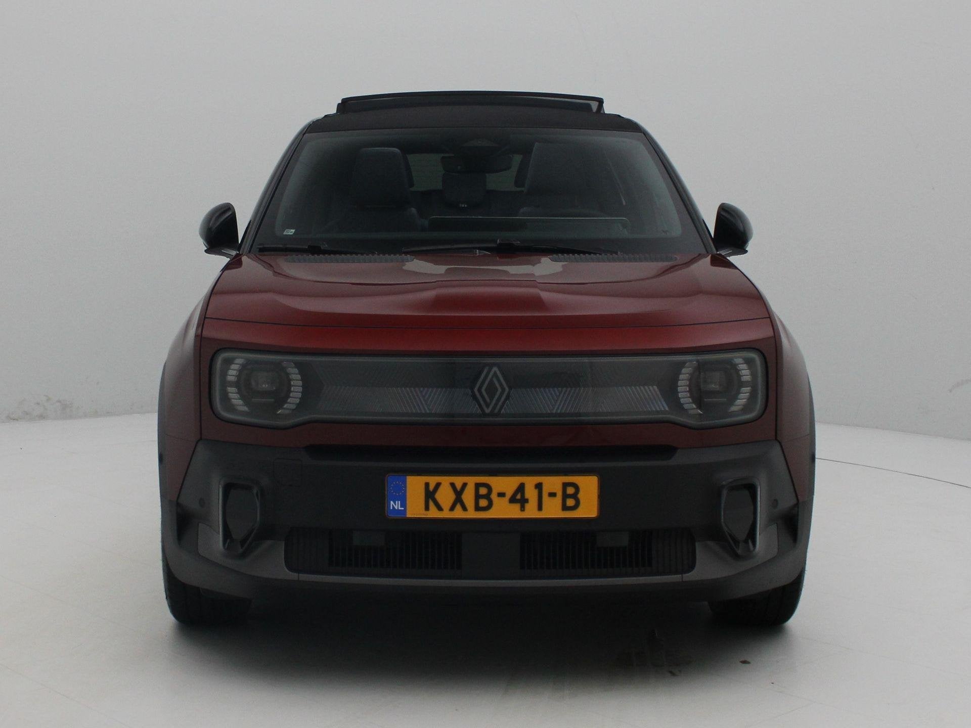 Renault 4 comfort range techno “plein sud” | Demo | E, Auto's, Stof, 750 kg, 150 pk, 31 min