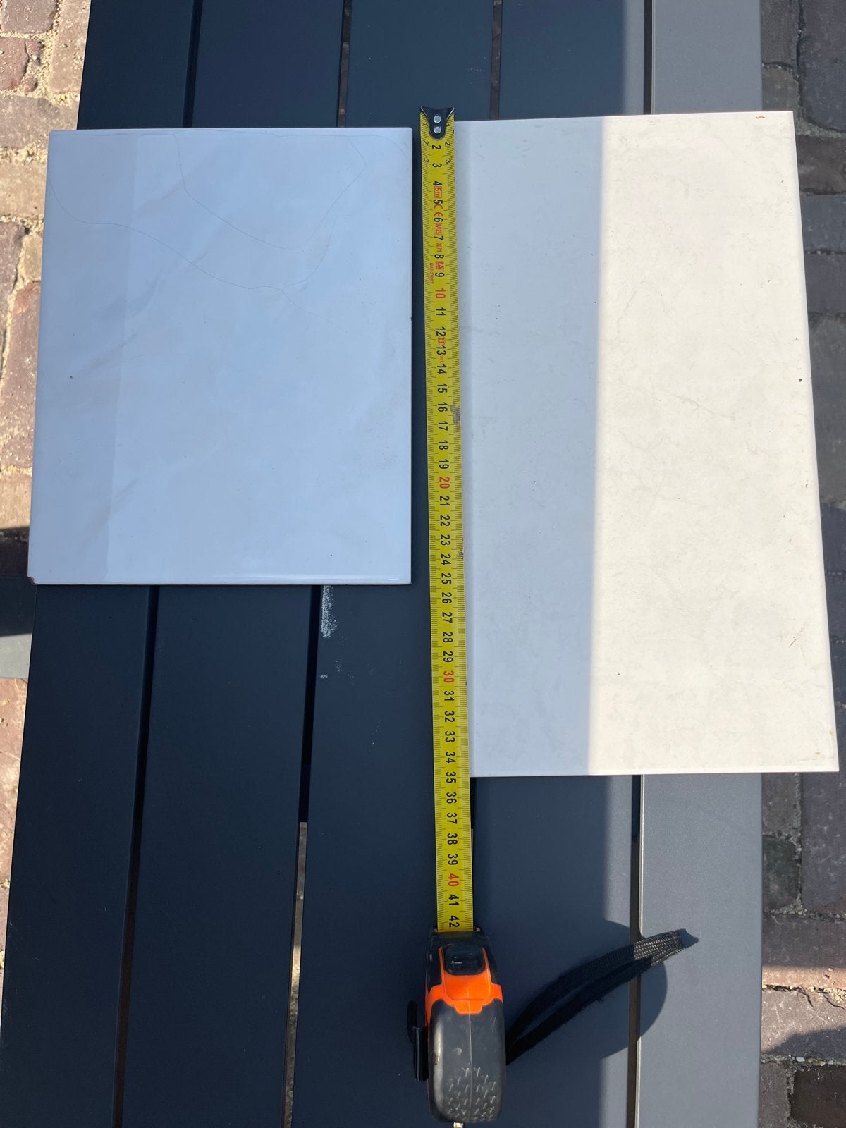 Witte tegels in twee formaten - licht afwijkend patroon, Ophalen, Gebruikt, 20 tot 40 cm, Minder dan 5 m²