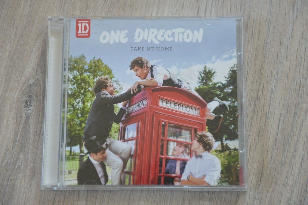 ONE DIRECTION --- TAKE ME HOME 13 geweldige nummers, Cd's en Dvd's, Cd's | Pop, Verzenden, Inclusief doosje, Zo goed als nieuw