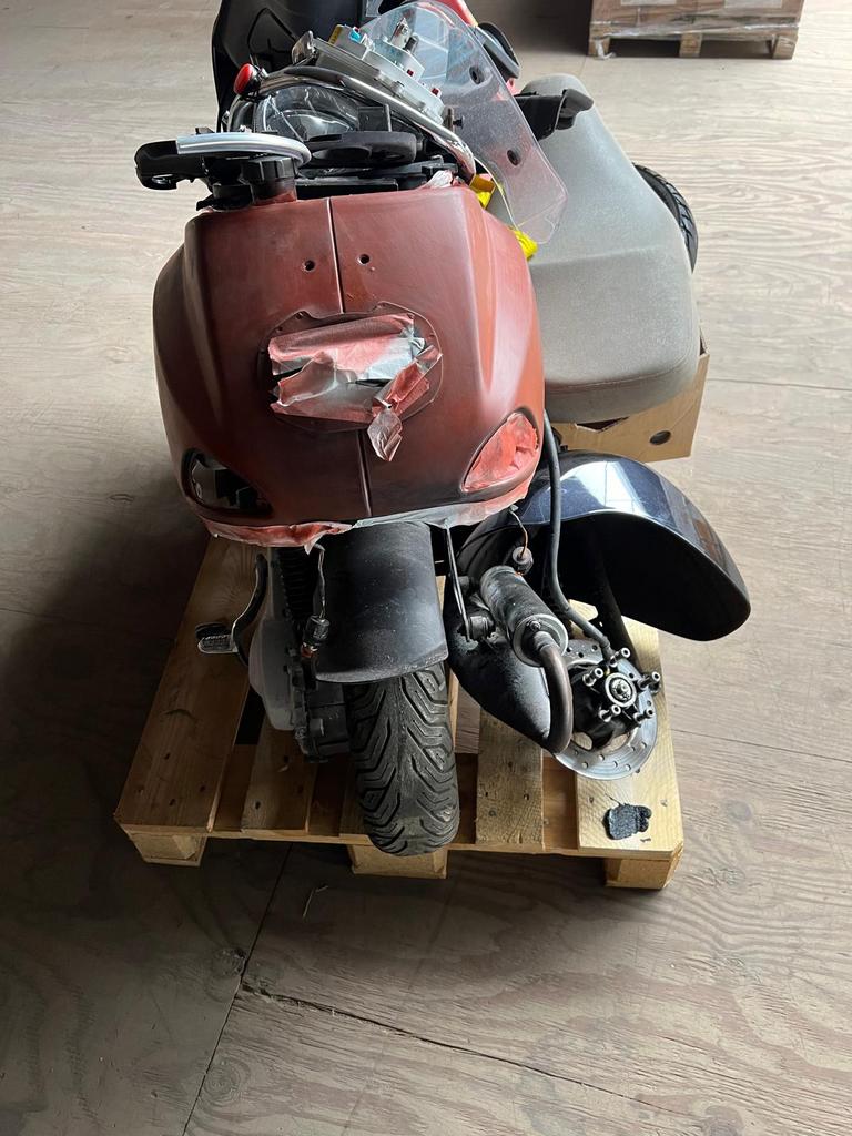 Vespa LX 2takt 70cc polini, Ophalen, Tweetakt, Gebruikt, 70 cc