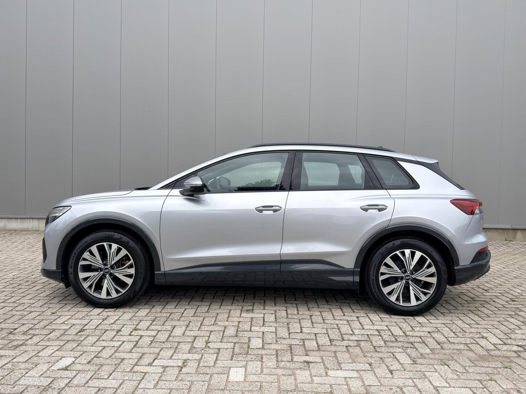 Audi Q4 e-tron 40 Advanced edition 77 kWh 1e eig|Dealer OH|A, Automaat, Achterwielaandrijving, Gebruikt, Met garantie (alle)
