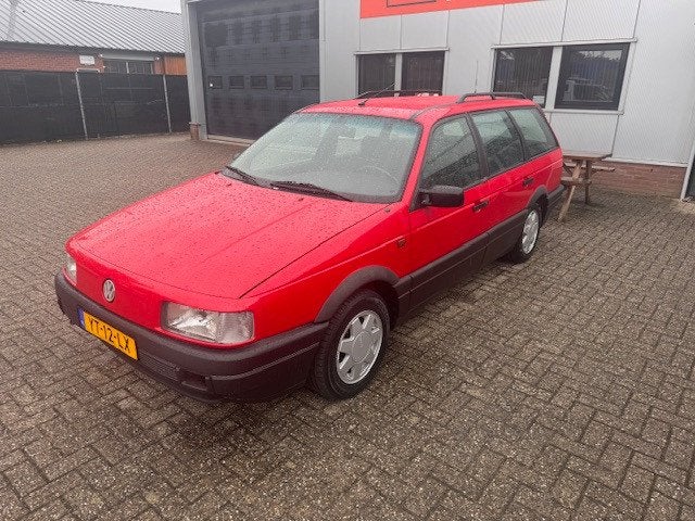 Volkswagen Passat Variant 2.0 GT "Nasenbär''Origineel NL, Voorwielaandrijving, Stof, 1984 cc, Volkswagen