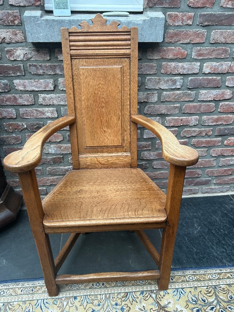 Antieke massief eikenhout arm(klooster)stoel, Antiek en Kunst, Ophalen