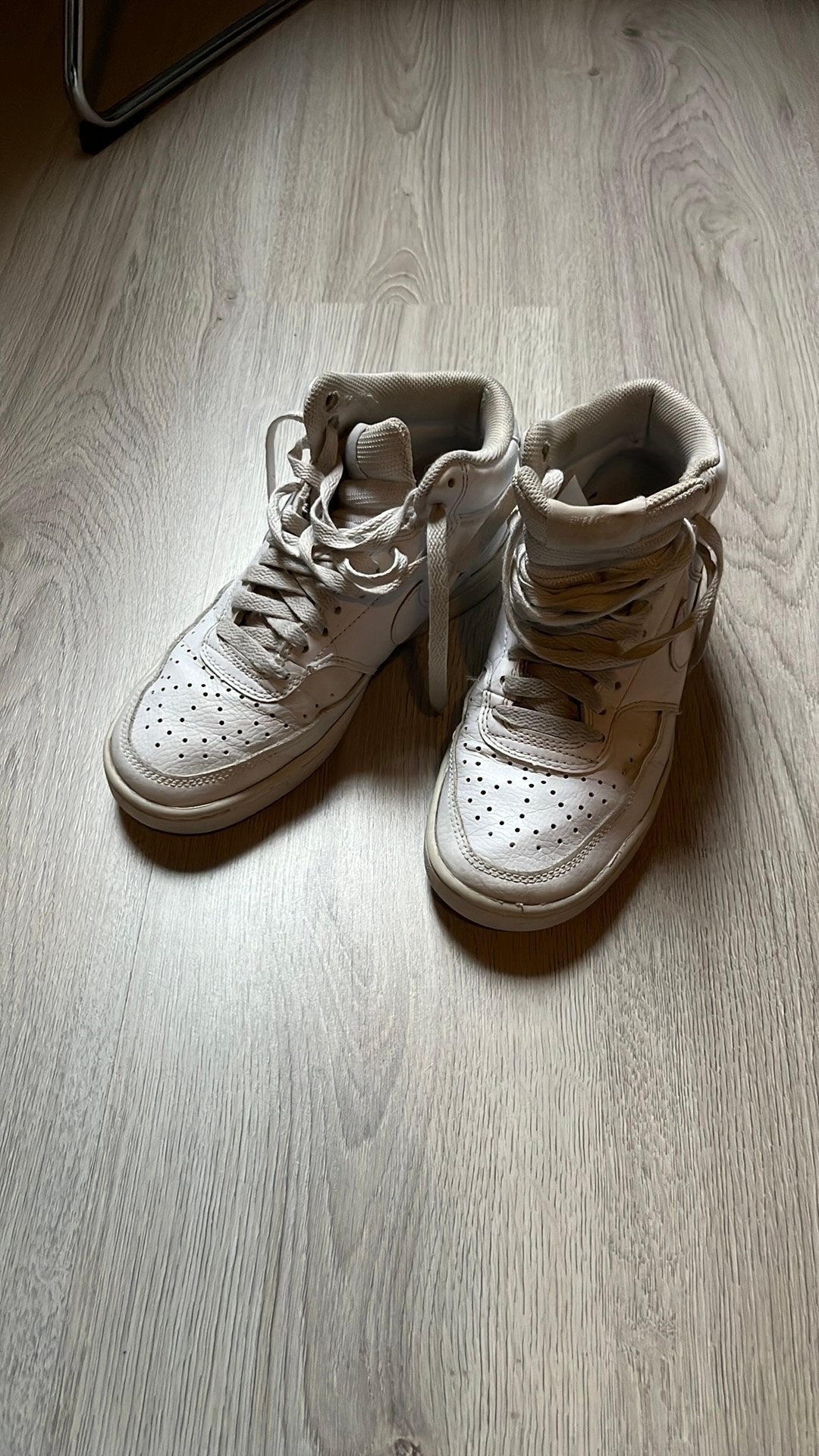 Nike maat 37,5, Kinderen en Baby's, Ophalen, Zo goed als nieuw, Jongetje of Meisje, Schoentjes