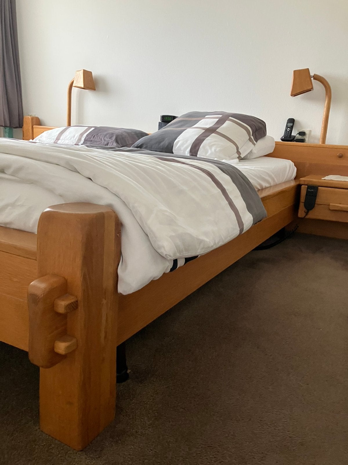 2 persoons houten bed, elektrisch verstelbaar, Ophalen, Verstelbaar, Bruin, Klassiek