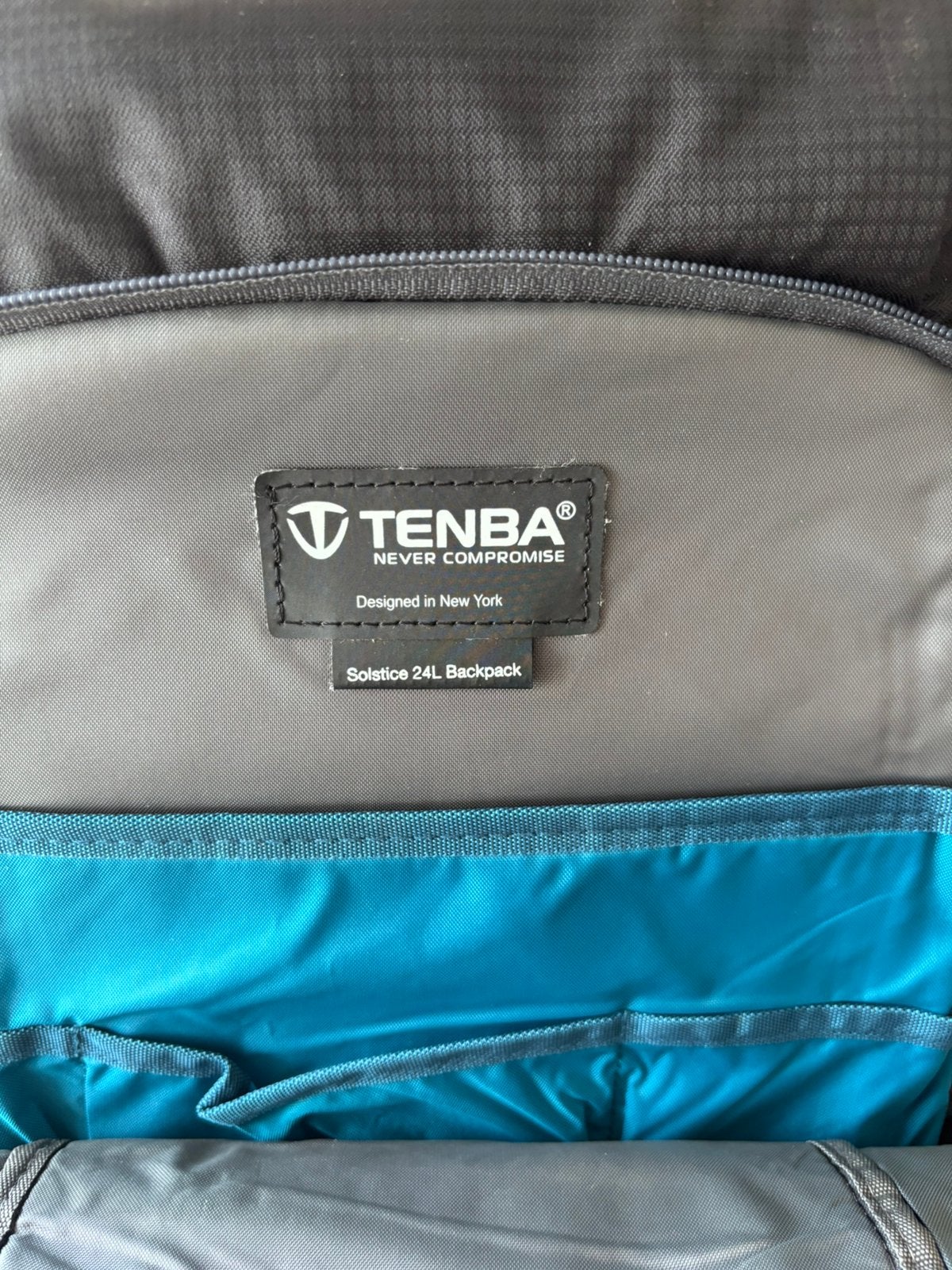 Ruime mooie foto rugzak van het merk TENBA 24 liter, Audio, Tv en Foto, Rugtas, Tenba, Zijvakken, Ophalen of Verzenden