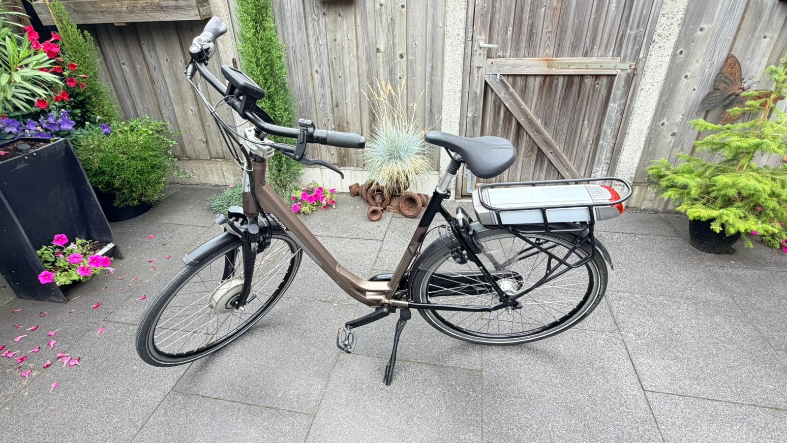 Nette E-bike, Ophalen, Sparta, Gebruikt, 50 km per accu of meer