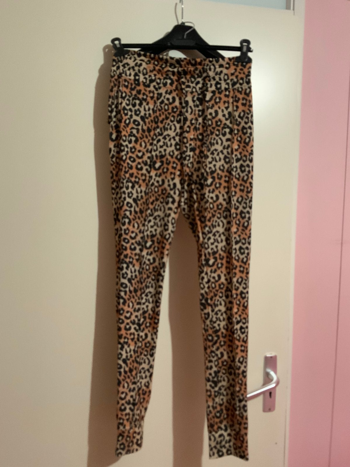 Luipaard broek mt s 36, Bruin, Nieuw, Ophalen of Verzenden, Maat 36 (S)