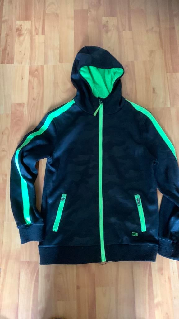 Sportief  jongens vest/jas maat 164/170, Ophalen of Verzenden, Zo goed als nieuw, Jongen, Jas