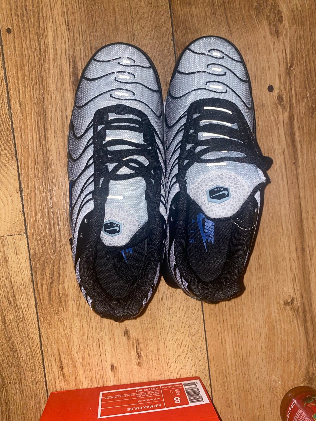 Nike Air Max Pulse - Grijs/Blauw/Zwart - Maat 41, Ophalen, Nieuw, Overige kleuren, Sneakers of Gympen