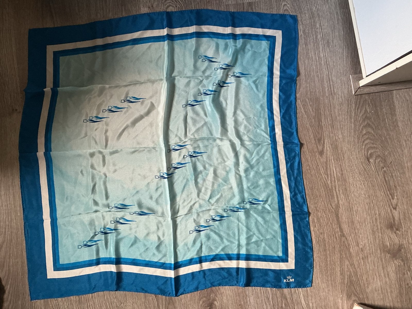 Vintage KLM zijden sjaal - Jago Shank Amsterdam, Ophalen of Verzenden, Zo goed als nieuw