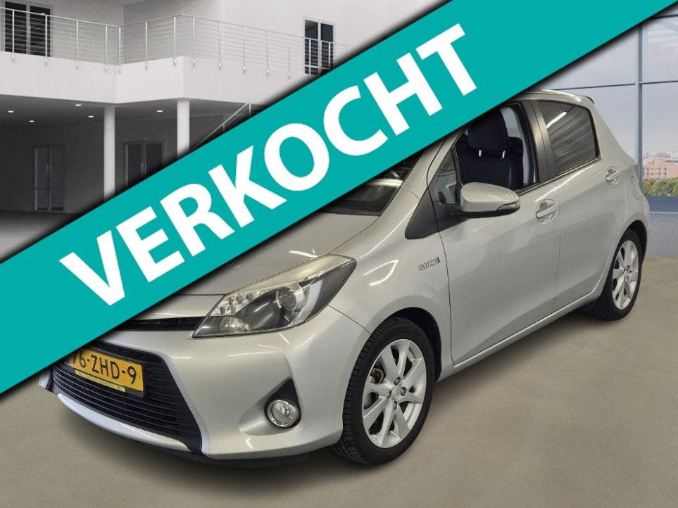 Toyota Yaris 1.5 Full Hybrid Dynamic Automaat 1e Eig. +NAP N, Euro 5, 1497 cc, Gebruikt, 4 cilinders