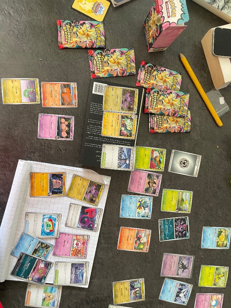 Ascended heroes fresh pulled collectie hits, Hobby en Vrije tijd, Ophalen, Nieuw, Meerdere kaarten