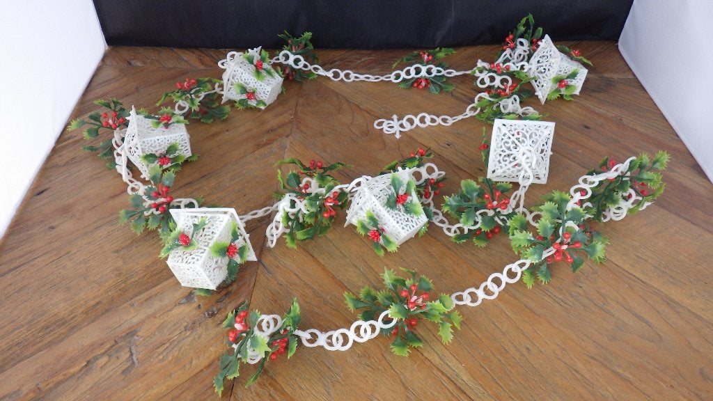 mooie kerstslinger van kunststof, Diversen, Kerst, Ophalen of Verzenden, Gebruikt