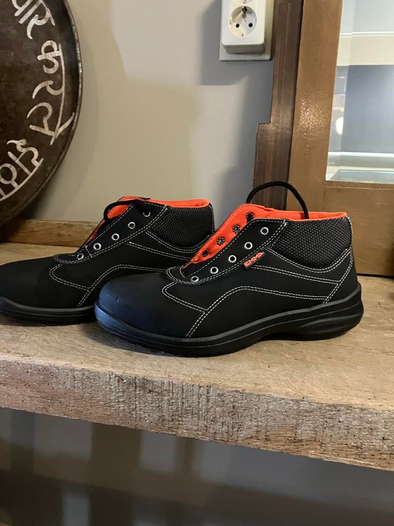 Nieuwe emma veiligheidsschoenen, maat 37,zwart met oranje, Ophalen of Verzenden, Nieuw