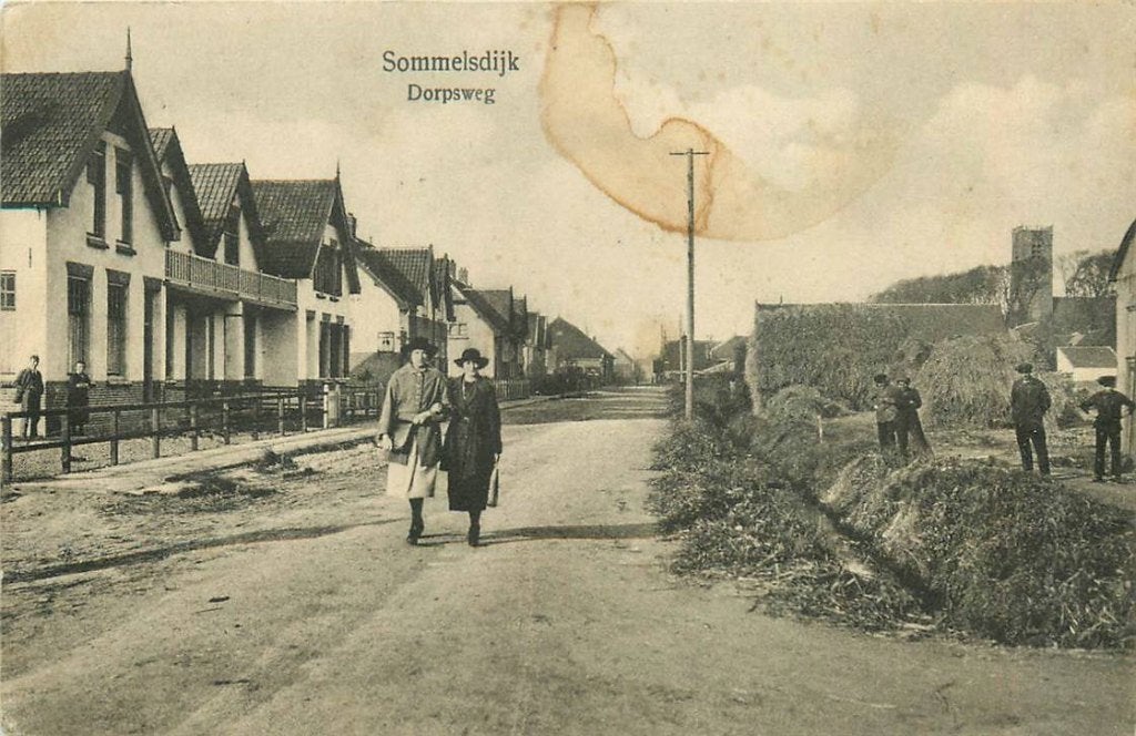 388-433-015 Sommelsdijk Dorpsweg, Verzamelen, Ansichtkaarten | Nederland, Verzenden, Voor 1920, Zuid-Holland