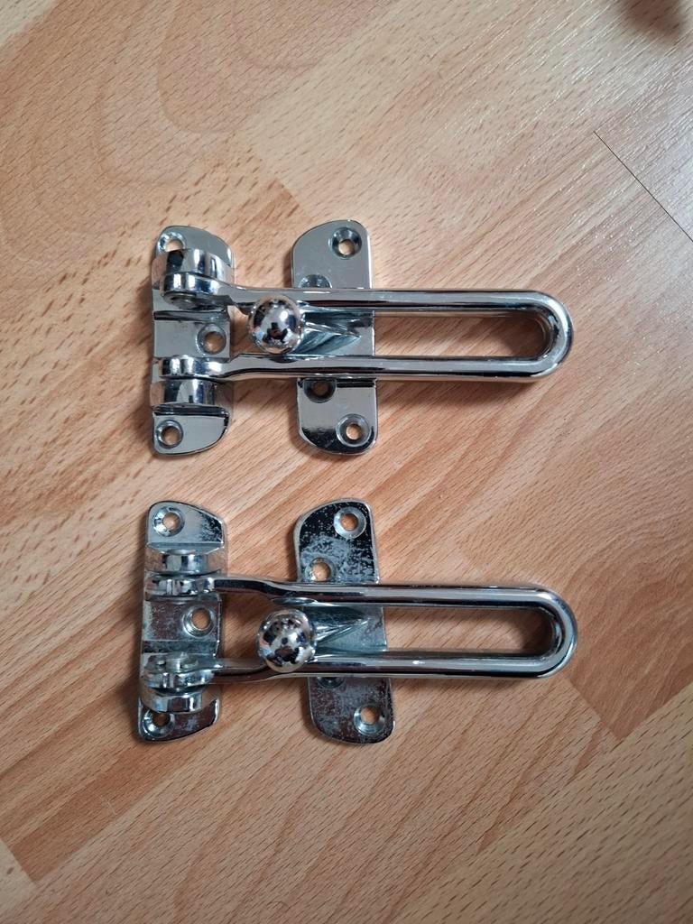 Raambeveiliging/Kierstandhouder, Ophalen, Slot