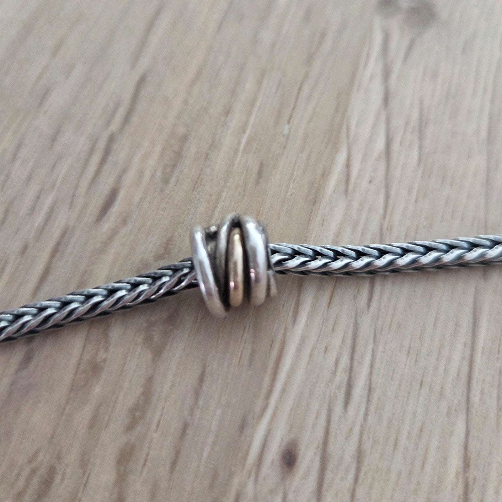 Pandora bedel 790153 tweekleurig vintage, Sieraden, Tassen en Uiterlijk, Gebruikt, Pandora, Ophalen of Verzenden, 1 bedel
