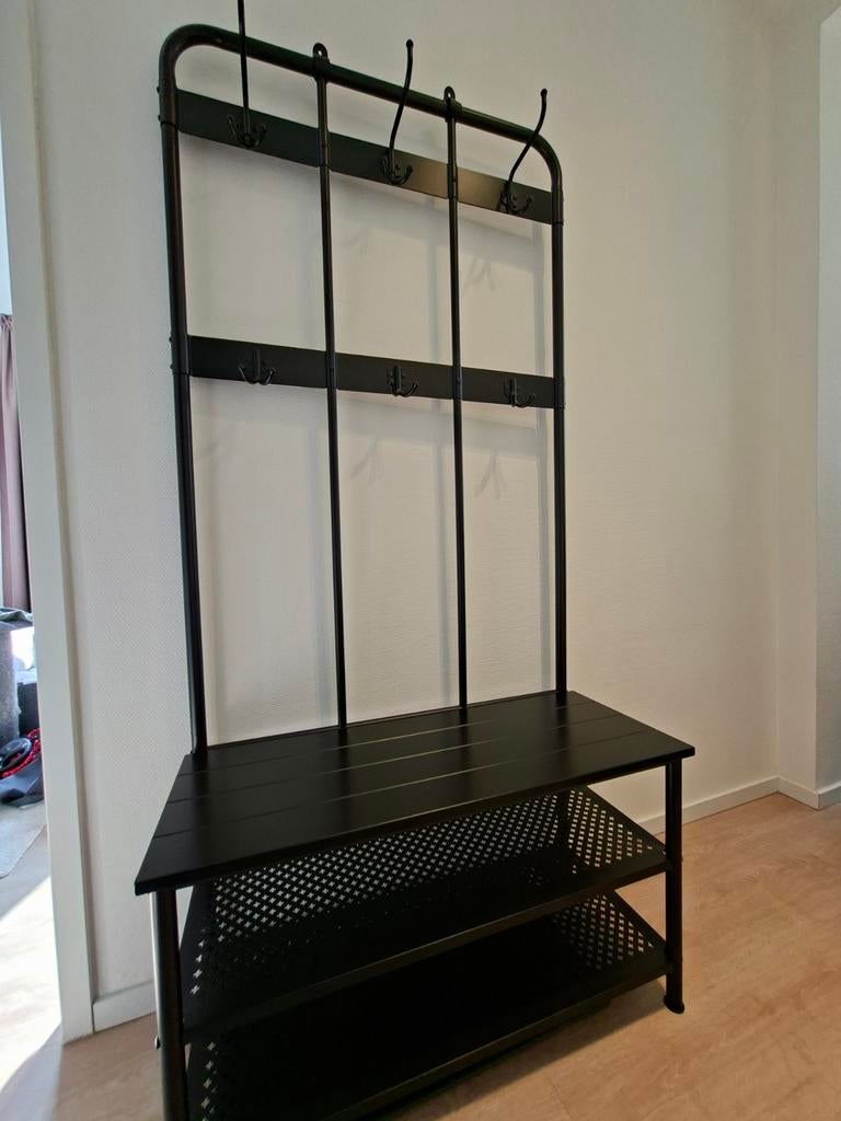 IKEA Nipasen shoe rack, Huis en Inrichting, Woonaccessoires | Kapstokken, Ophalen, Hout, Wandkapstok, Minder dan 100 cm