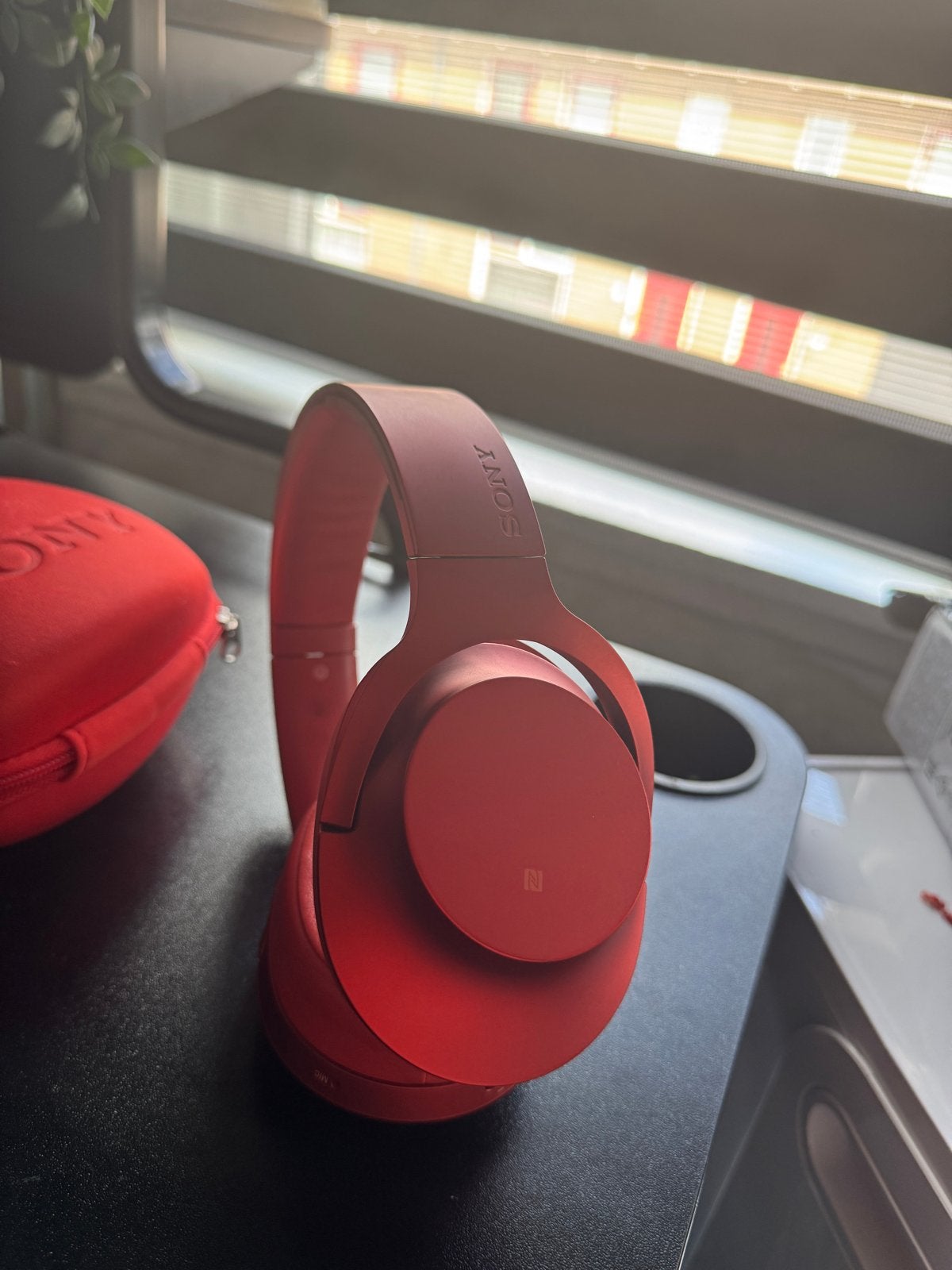 Sony MDR-100ABN h.ear on Wireless NC Koptelefoon Rood, Gebruikt, Bluetooth, Ophalen of Verzenden, Rood